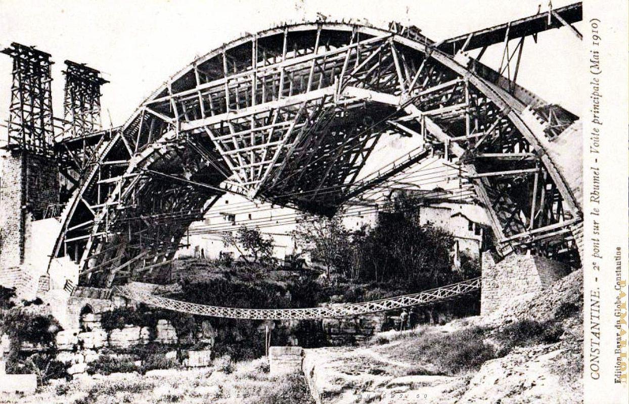 Constantine - 2e pont sur le Rhumel - Voute principale - 1910.jpg